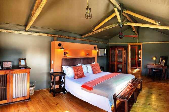 2 Day South African Wildlife Tour with 4x4 Safari from Cape Town - Buffelsdrift and a closer look at the bush