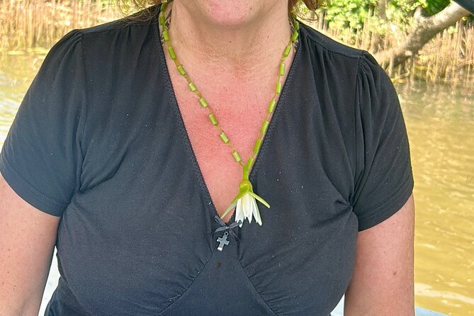 2h Bentota River Safari: Crocodiles, Monkeys, Mangrove & more - Following the river into the mangroves