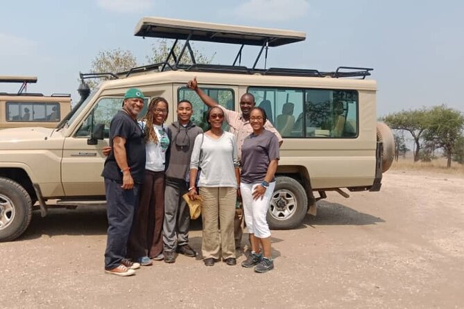 3 days group joining safari to Maasai Mara with a Land Cruiser Jeep - The real price, including the extra charges
