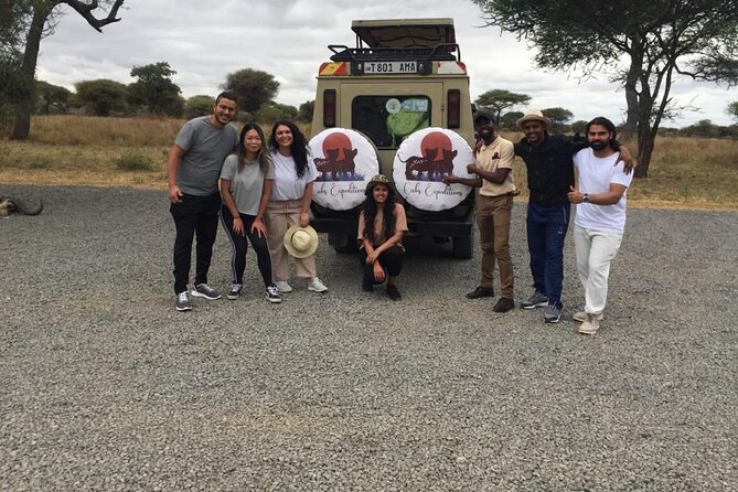 5-Day Ngorongoro Crater and Lake Manyara Safari from Arusha - Day 2: The long road to Serengeti