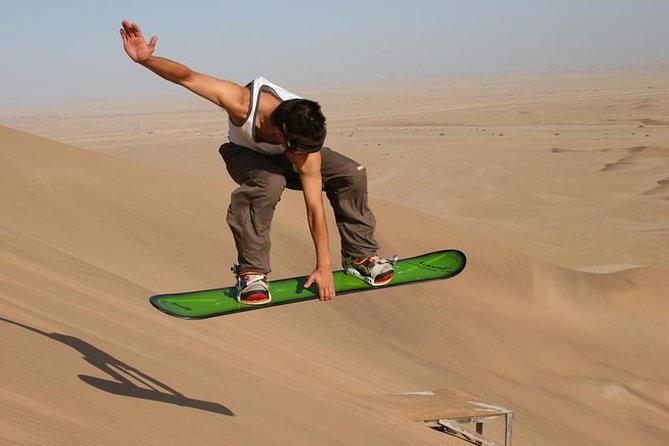 6 Day Sand, Sea & Etosha Budget Camping Safari - Day 2: Sossusvlei and the best light at Dune 45