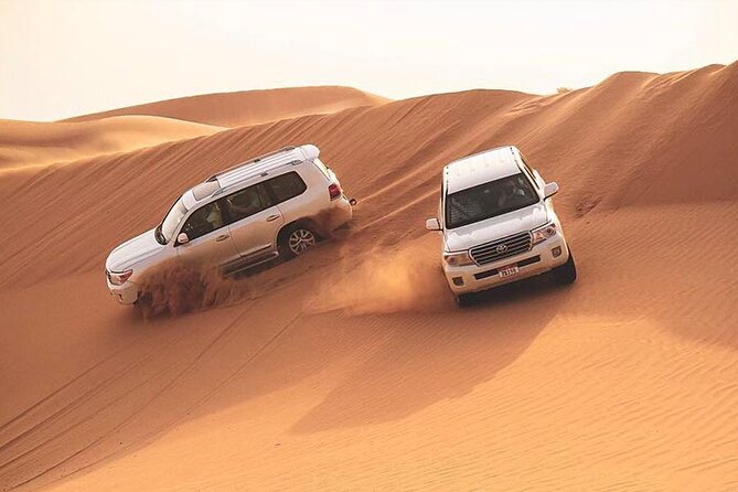 7-hour Small Group 4x4 Desert Safari Tour with Buffet Dinner in Dubai - Key points to know before you book