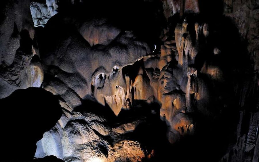 Alanya:4x4 Jeep Safari and Cave Tour With Lunch At Dim River - Lunch at the river, with one timing warning