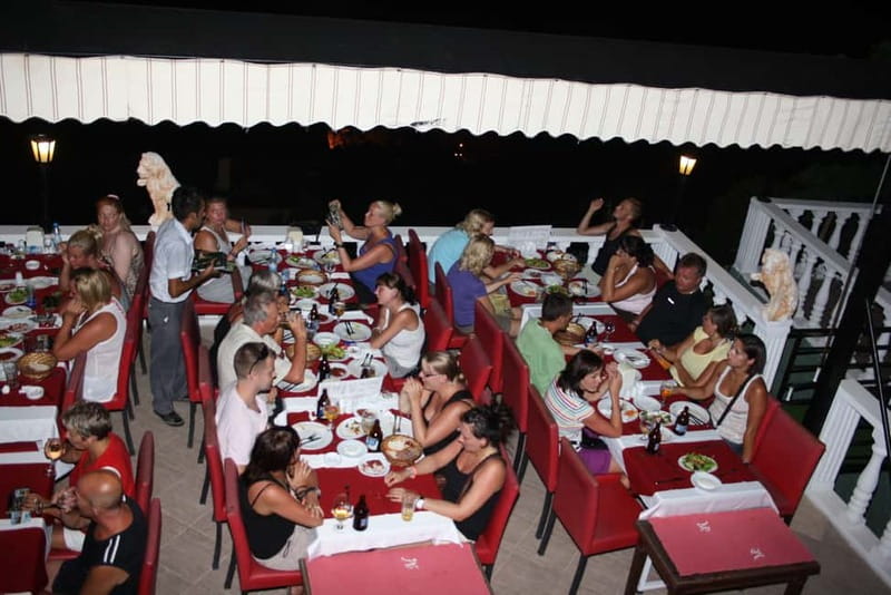 Alanya: Sunset Night Safari with Boat Trip with Dinner - Practical advice before you go