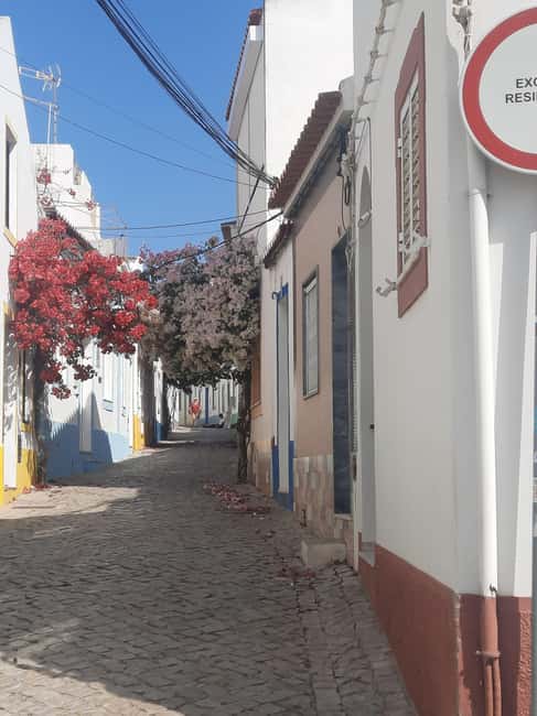 Algarve: 4x4 Safari Tour - from Coastal Wonders to Rural Treasures - Silves: the inland town that changes the mood
