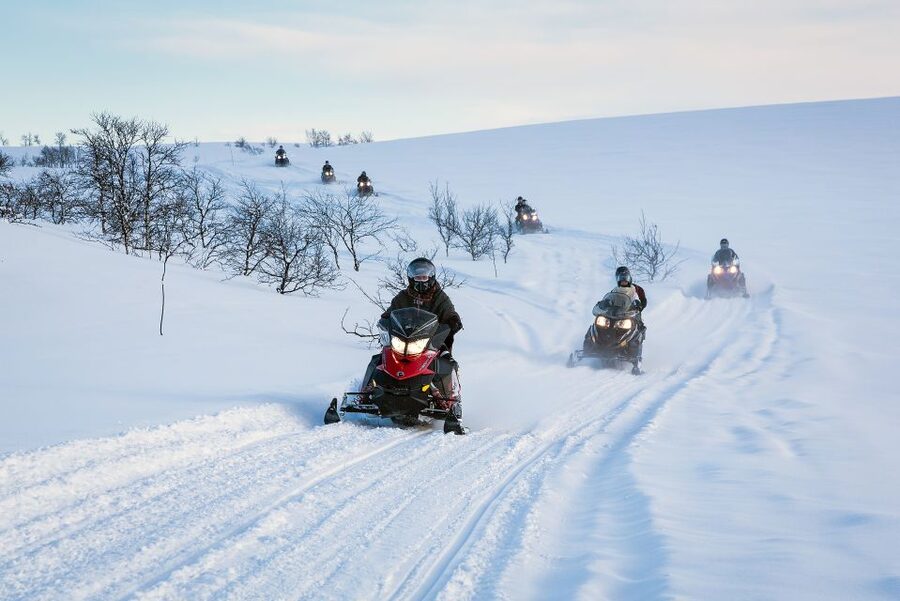 Alta: Guided Snowmobile Safari on Finnmarksvidda With Snacks - Weather, clothing, and physical demands