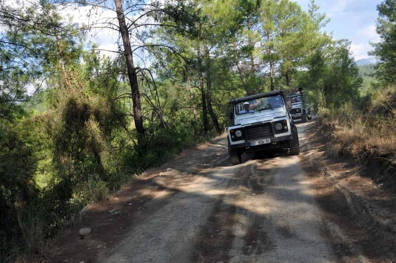Antalya: Jeep Safari Adventure w/Lunch at Local Restaurant - Lunch at a mountain restaurant