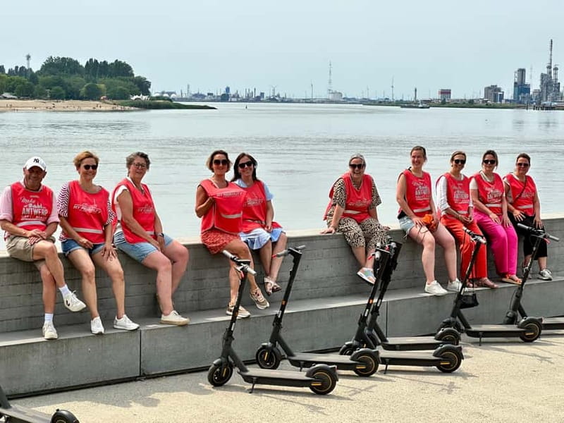Antwerp: The Big Five City Highlights E-kickscooter Tour - Following the Scheldt to Het Steen