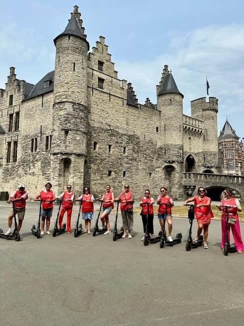 Antwerp: The Big Five City Highlights E-kickscooter Tour - Starting at Jezusstraat 37