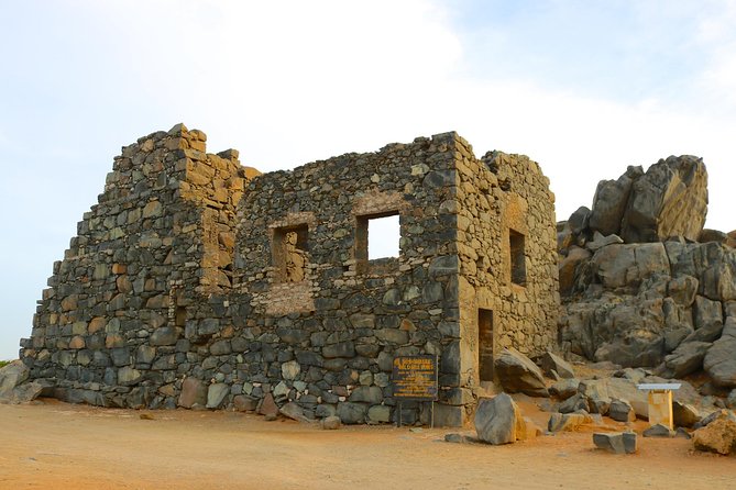 Aruba Natural Pools Northshore Safari Tour - Lighthouse, Chapel, Ruins, and Other Landmark Stops