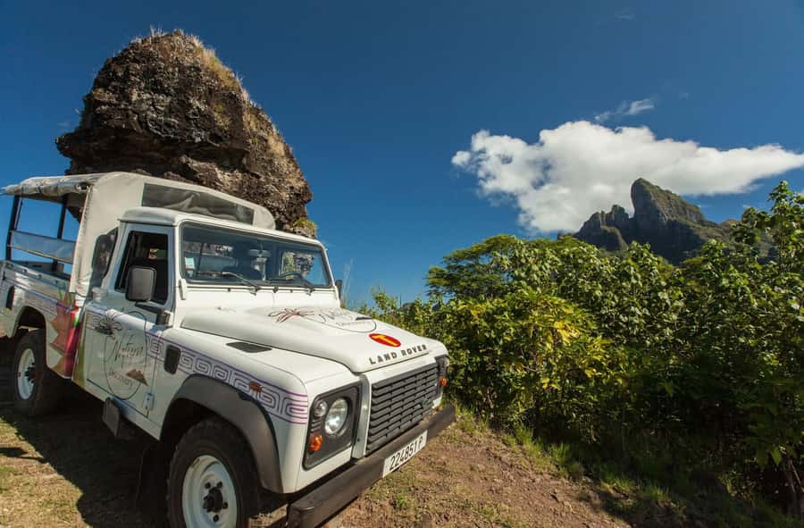 Bora Bora by Land and Sea: 4WD Safari and Snorkel - Why this tour works so well on Bora Bora