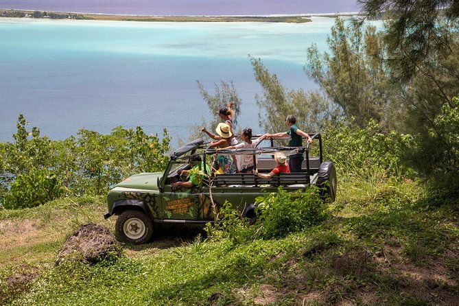 Bora Bora Half Day 4X4 Island Safari Tours - Faanui Valley, plantations, and local art
