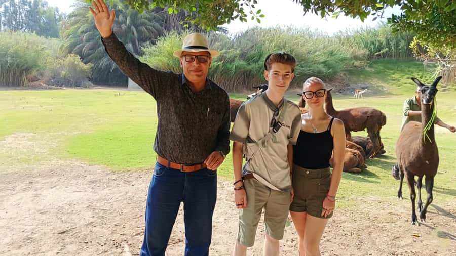 Cairo: Guided Day Trip to Africa Safari Park with Lunch - Lunch beside the river at Zambezi