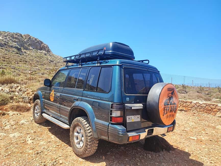 Chania: Balos Lagoon 4x4 Jeep Safari Tour from Kissamos - Leaving Kissamos and crossing the Gramvousa Peninsula