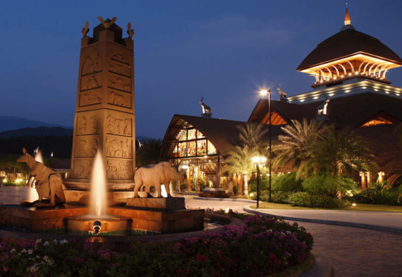 Chiang Mai: Night Safari Ticket with Transfer - The Tram Through Savanna Safari