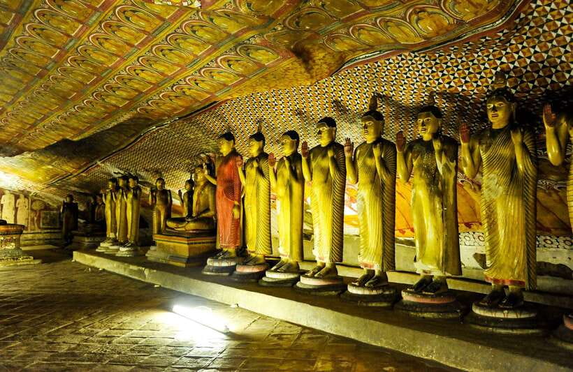 Colombo/Negombo: Sigiriya, Dambulla, and Minneriya Safari - Dambulla’s caves: sacred art under the rock