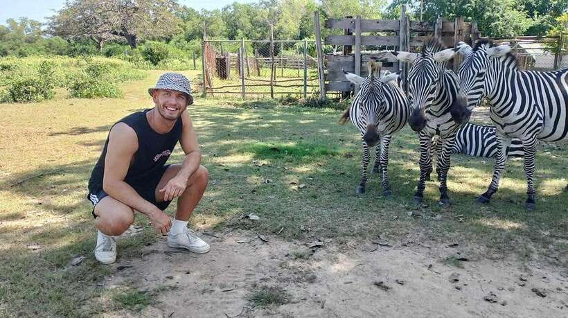 Coron: Calauit Safari Black Island Lunch & Transfer included - Meeting Calauit’s giraffes and zebras