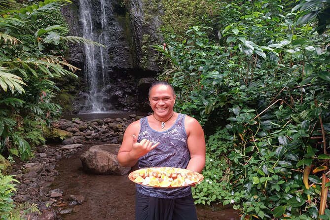 Découvrez le Mana durant la traversée de Tahiti en 4x4 Safari - The river swim and picnic break