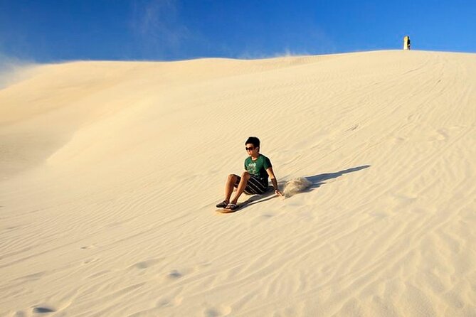 Doha Desert Safari Full day With Dinner,Dune Bashing,Sandboarding - Sealine Beach and the first taste of the desert