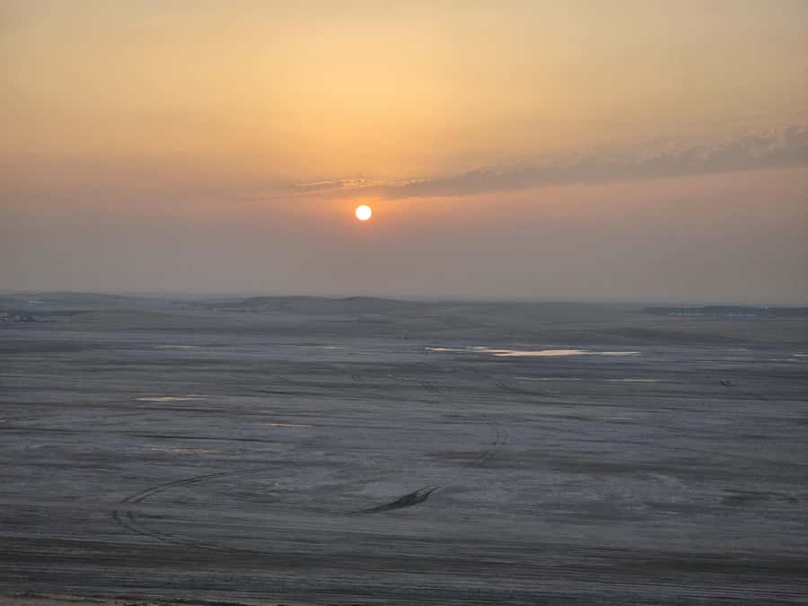 Doha Qatar: Airport Layover or Transfer Desert Safari. - From Hamad International Airport to the open desert