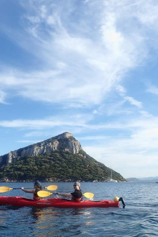 Dolphin Kayak Safari at Sunset at Golfo Aranci - Meeting the guide at Prima Spiaggia