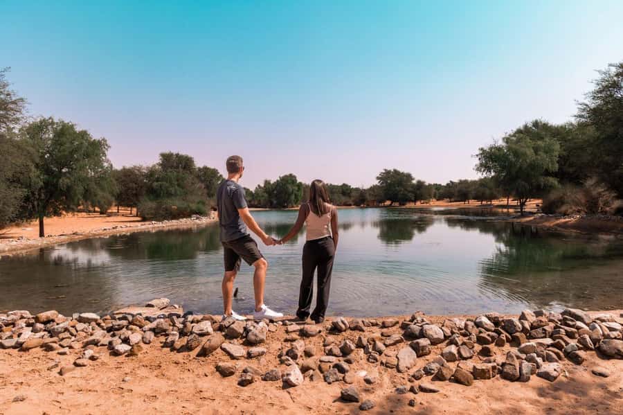 Dubai: Camel Safari, Wildlife & Lakeside Breakfast - Hotel pickup and the drive out of Dubai