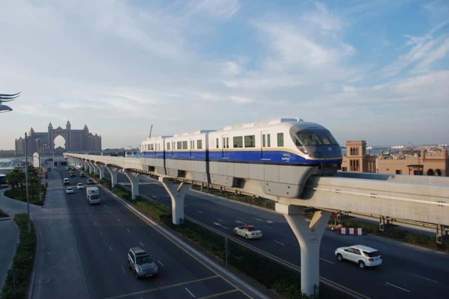 Dubai Combo: Morning City Tour & Evening Desert Safari - Guides are one of the tour’s strongest features