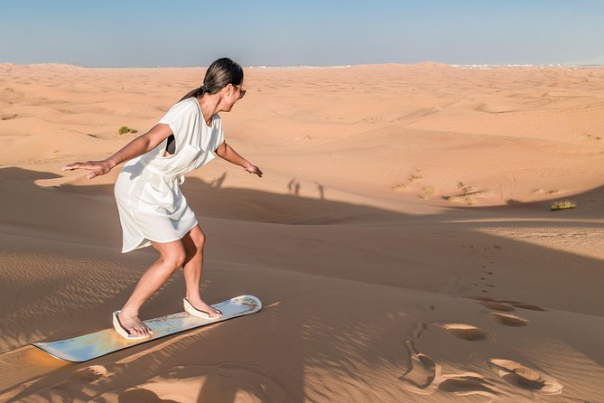 Dubai Desert Discovery: Red Dunes Safari, Sandboard & Camel Ride - The 45-minute Red Dunes dune-bashing run