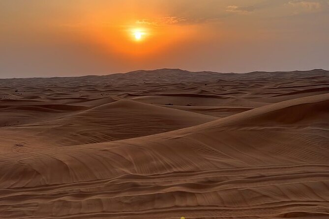 Dubai Desert Safari, Camel, Live BBQ & Shows (Private 4x4 Car) - BBQ dinner with vegetarian and non-vegetarian choices