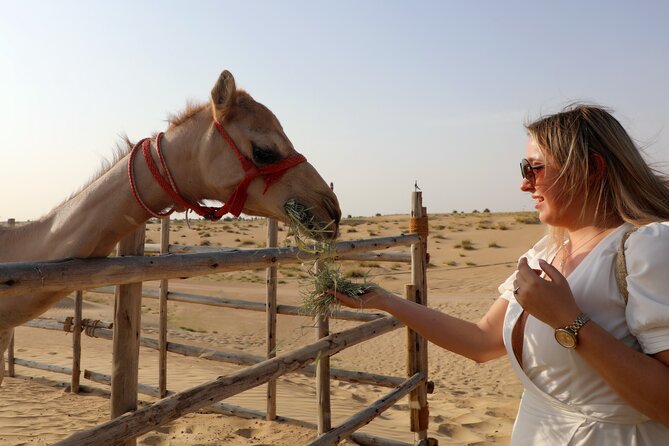 Dubai Evening Heritage Safari by Vintage G Class Al Marmoom Oasis - Coffee, flatbread, and an Emirati dinner