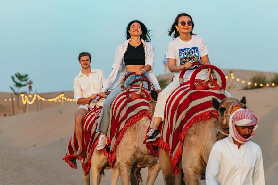 Dubai: Overnight Safari, Dinner, Stargazing & Al Khayma Camp - From Dubai to the red dunes of Lahbab