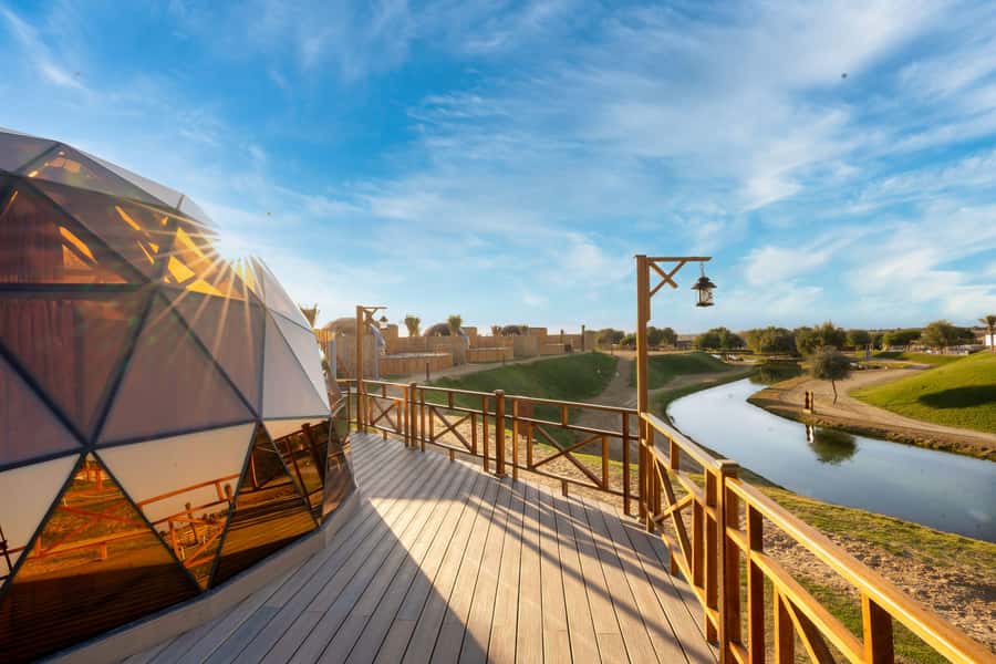 Dubai: Overnight Safari, Dinner, Stargazing & Al Khayma Camp - Who should book this Lahbab safari?