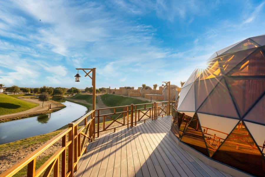 Dubai: Overnight Safari with Luxury Dome Stay & Stargazing - Stargazing without Dubai’s city glow
