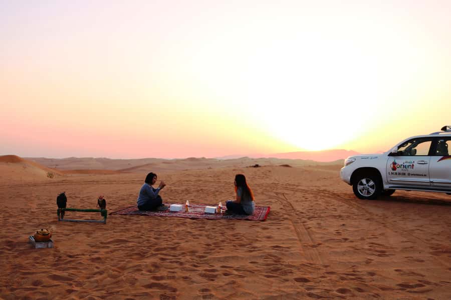 Dubai: Sunrise Desert Jeep Safari with Wildlife Experience - The 4 AM pickup from Dubai hotels