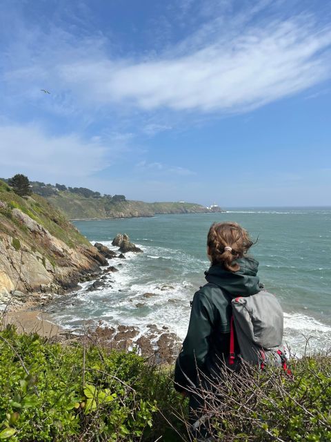 Dublin: Howth Safari Hiking Tour - Shielmartin Hill and the first climb