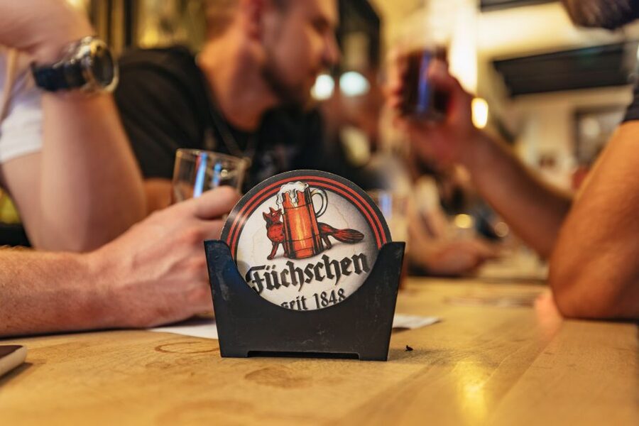 Düsseldorf: Altbier-Safari Beer Walking Tour - Brauerei Kürzer and the brewing lesson