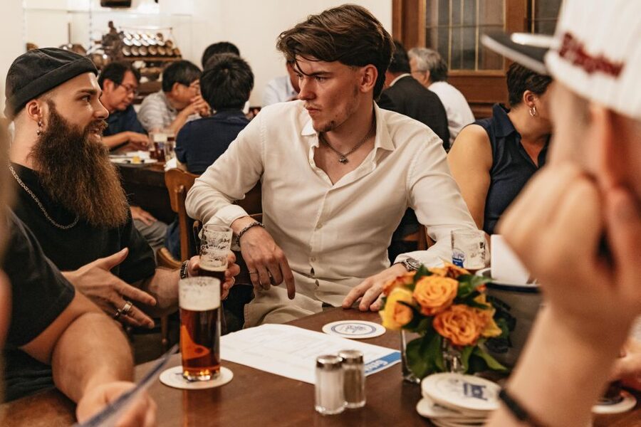 Düsseldorf: Altbier-Safari Beer Walking Tour - Timing, weather, and practical concerns