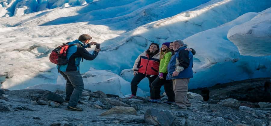 El Calafate: Safari Azul Los Glaciares Trekking Tour - From El Calafate to Bajo de las Sombras