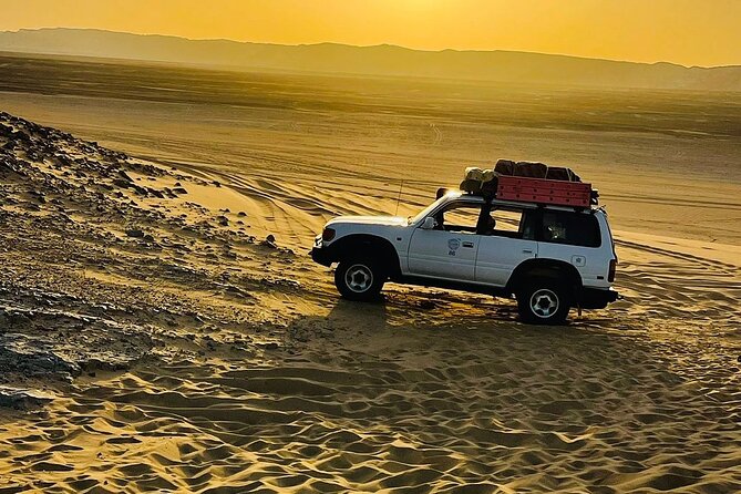 Enjoy safari The black and white desert two night 3 days - Old White Desert and New White Desert
