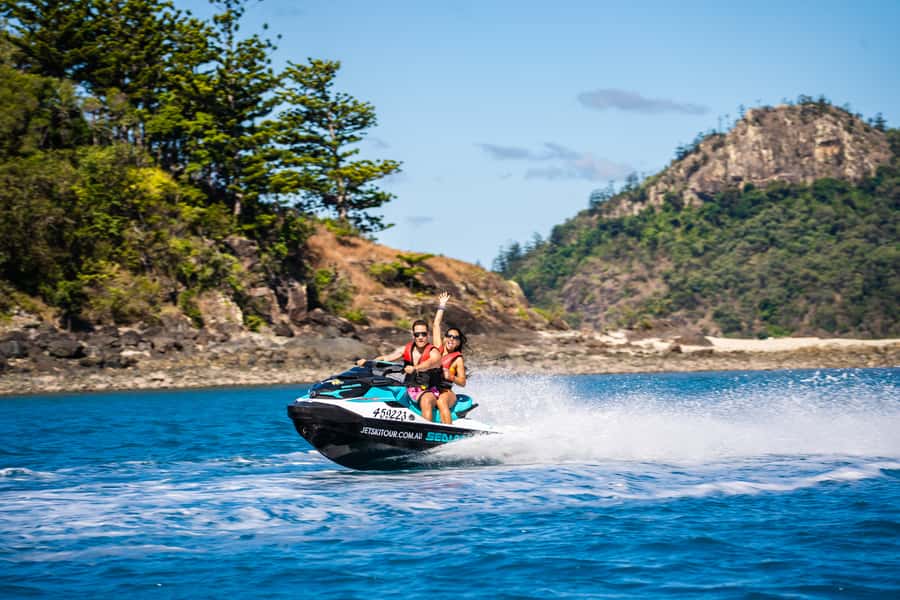 From Airlie Beach: Two-Island Safari - The safety briefing and first minutes on the jet ski