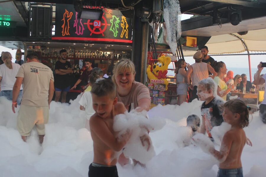 From Alanya: Night Safari Tour with Dinner and Boat Tour - Dinner beside Dim Tea