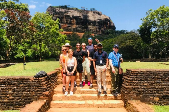 From Colombo: Sigiriya and Dambulla Day Trip and Safari - Woodcarvings and the return to Colombo