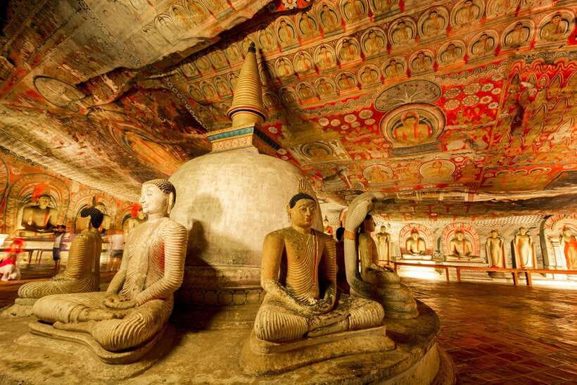 From Colombo: Sigiriya & Dambulla Day Tour with Safari - Climbing Sigiriya’s 1,200 steps