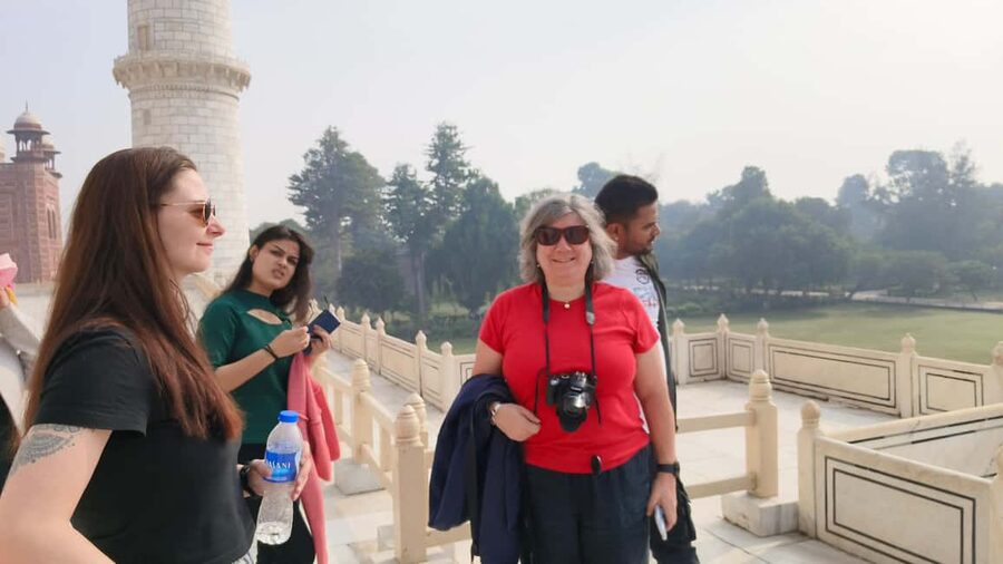 From Delhi: 5 Day Golden Triangle, Safari, & Bird Sanctuary - Day 4: Jaipur forts, palace windows, and a giant sundial