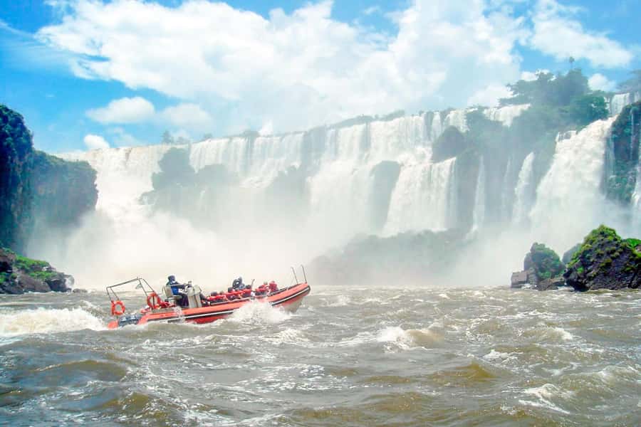 From Foz do Iguazu: Brazil Iguazu Falls & Macuco Safari Boat - Who will enjoy this tour most
