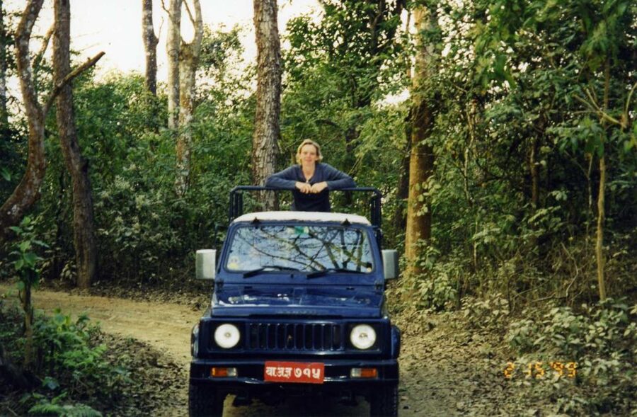 From Kathmandu/Pokhara: 3-Day All-Inclusive Chitwan Safari - The bus from Kathmandu or Pokhara