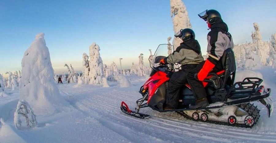 From Sirkka: Lapland Snowmobile Safari in Levi - Riding into Lapland from Sirkka