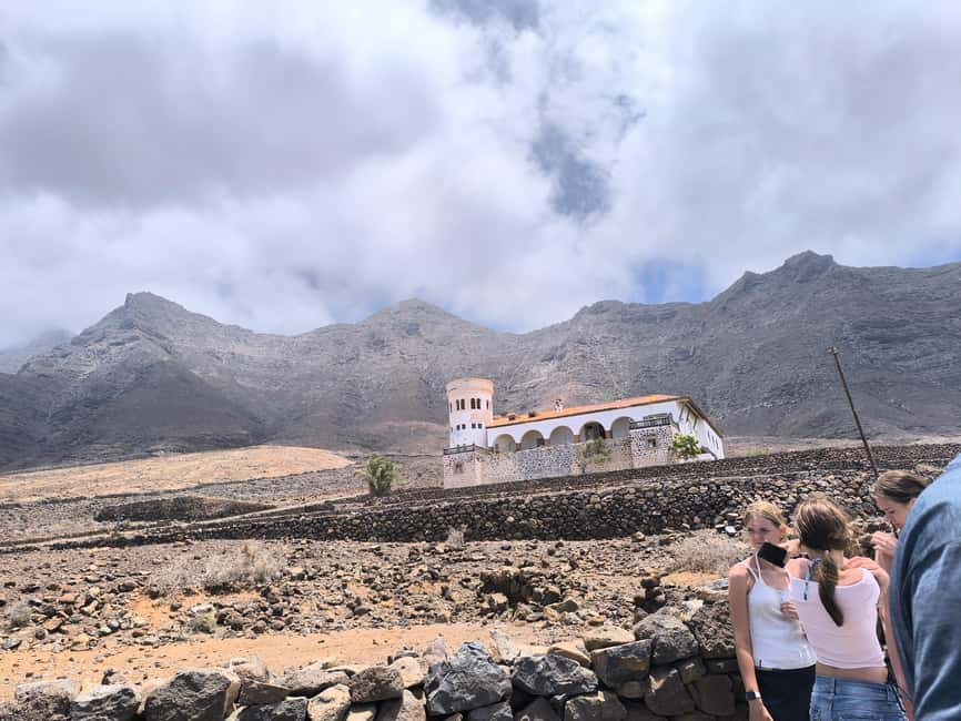 Fuerteventura: Jeep Safari Cofete & Punta Jandia Lighthouse - Guide quality and language matter here