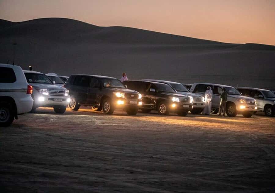 Full day desert safari with lunch or Dinner - A first taste of the desert at Sealine Beach