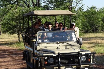 Game Drive & Rhino Safari Experience – MINIMUM 2 PEOPLE